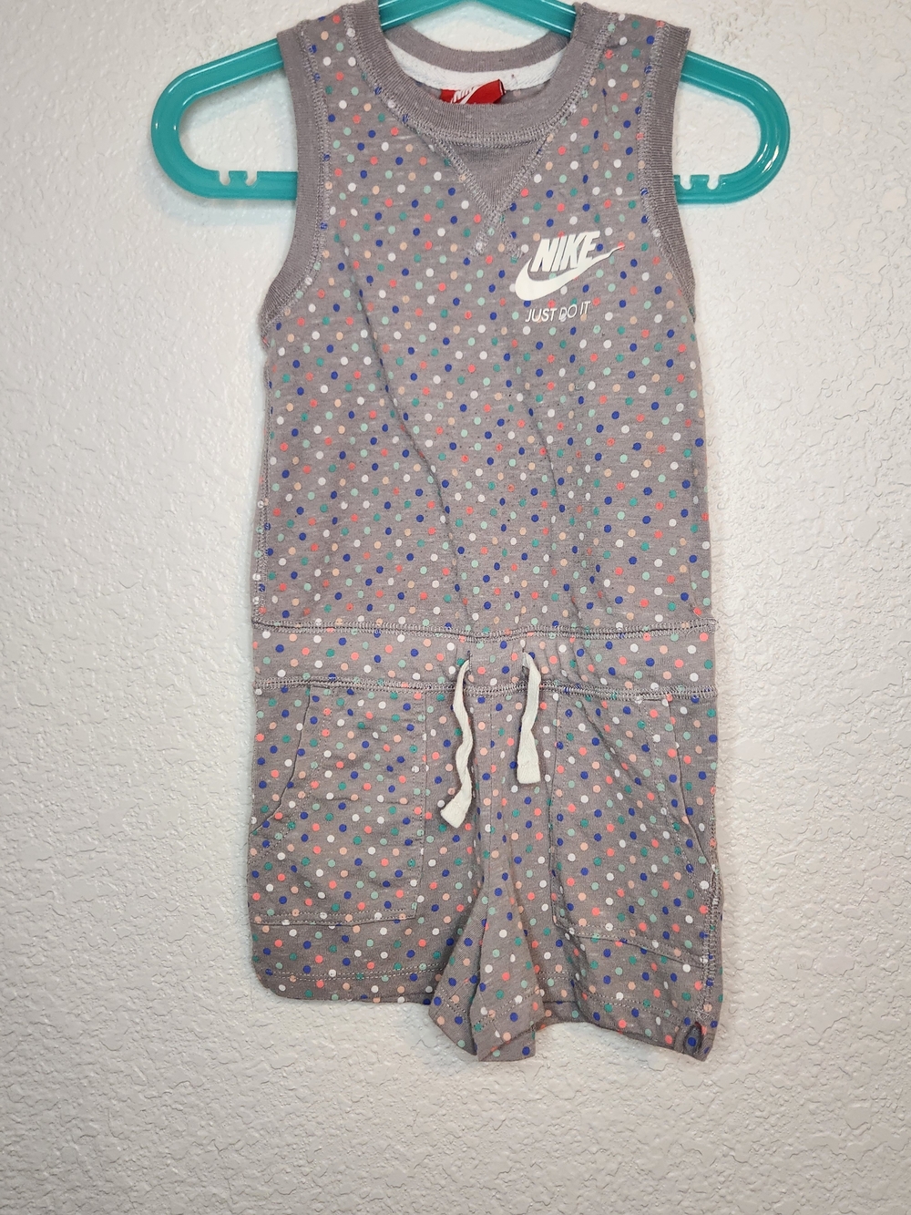 Nike Girls' Sleeveless Polka Dot Romper Gray with Multicolor Dots size xs 4